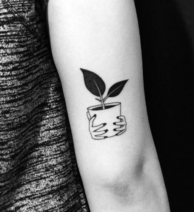 50 Minimalist Hand Poke Tattoo Designs by Pokeeeeeeeoh  TattooAdore