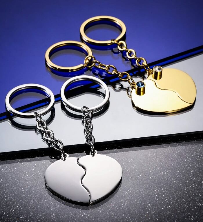 25 Cute Unique Keychains for Car Key - TopOfStyle Blog