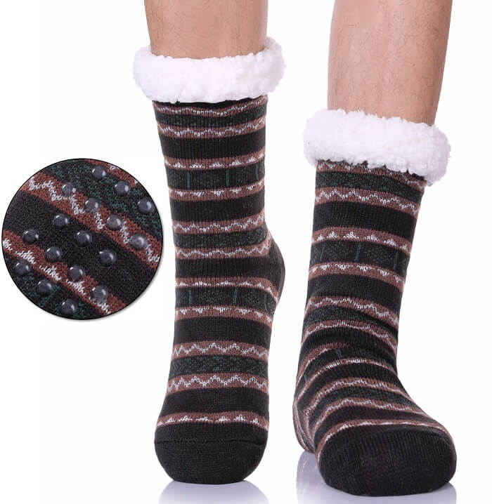 10 Best Mens Fuzzy Slipper Socks With Grippers Are Worth Your Money