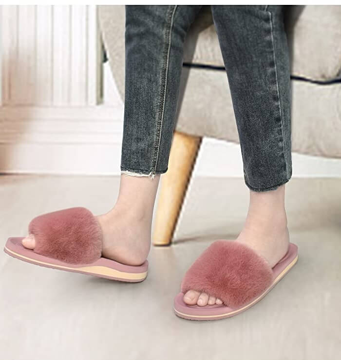 Best Women S Slippers With Arch Support TopOfStyle Blog   Fuzzy Slide Faux Fur Slippers 