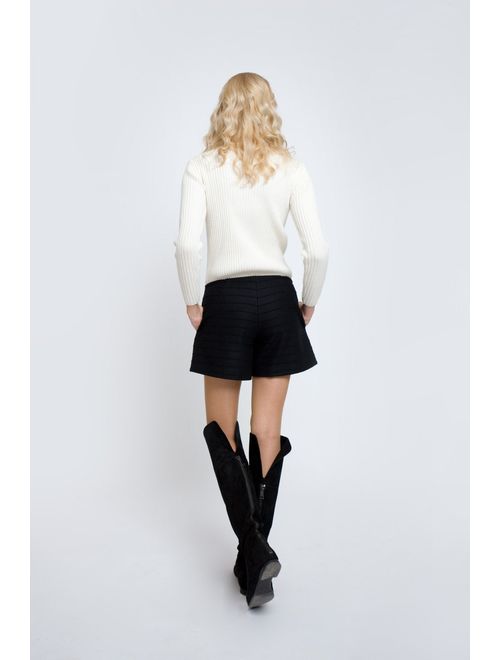 Wool and Cashmere Women&#39;s Shorts ELLE by Rumour London