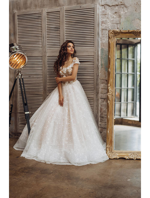 Wedding dress &#39;VIVIEN&#39; // Ball gown wedding dress with beautiful lace skirt and lace top