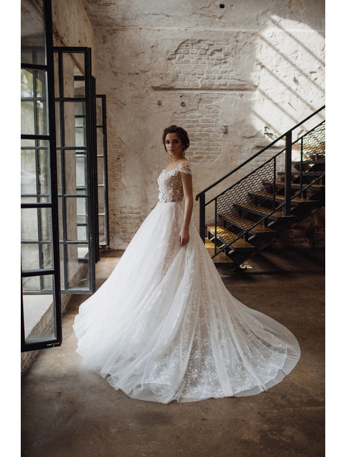 Wedding dress &#39;VIVIEN&#39; // Ball gown wedding dress with beautiful lace skirt and lace top