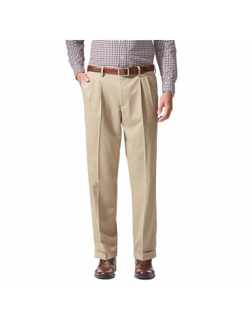 Dockers Men's Relaxed Fit Comfort Khaki Pleated Pants