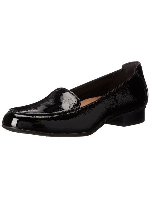 CLARKS Women's Keesha Luca Slip-On Loafer