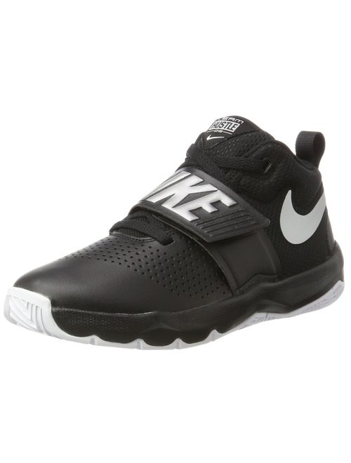 Nike Kids' Team Hustle D 8 (Gs) Basketball Shoe