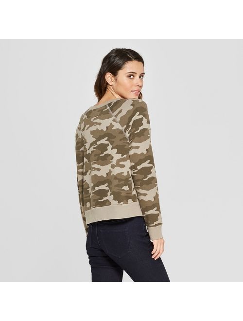 universal thread camo sweatshirt