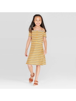 Girls' Cold Shoulder Button Front Dress - art class™