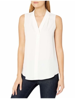 Women's Sleeveless Blouse with Inverted Pleat