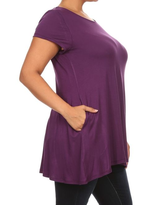 Women's PLUS trendy style, solid, short sleeve side pocket tunic top.