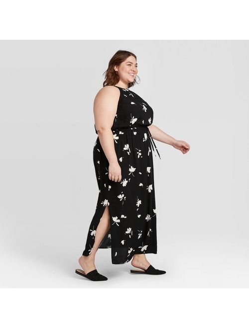 Women's Plus Size Floral Print Sleeveless Smocked Halter Neck Maxi Dress - Ava & Viv Black/White