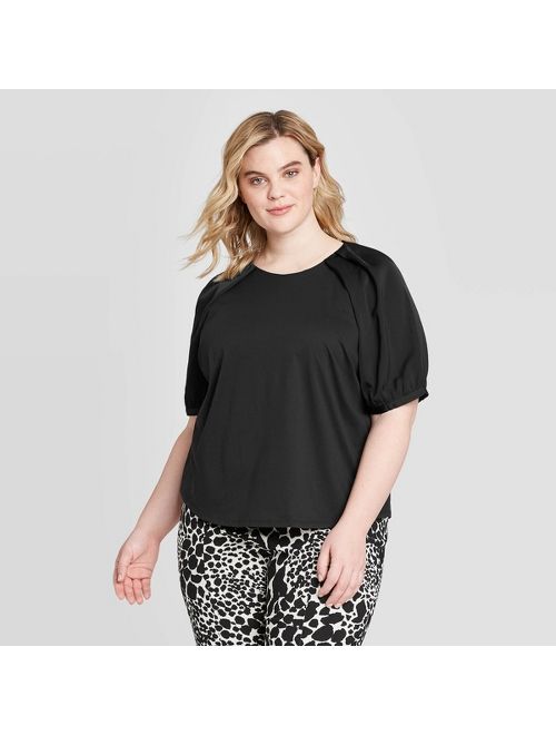 Women's Plus Size Short Sleeve T-Shirt - Who What Wear