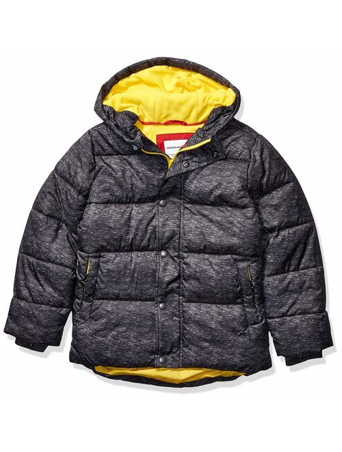 Amazon Essentials Boy's Heavy-Weight Hooded Puffer Coat