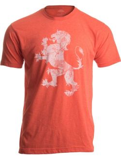 Dutch Pride | Vintage Style, Retro-Feel Netherlands Lion & Flag Unisex T-Shirt