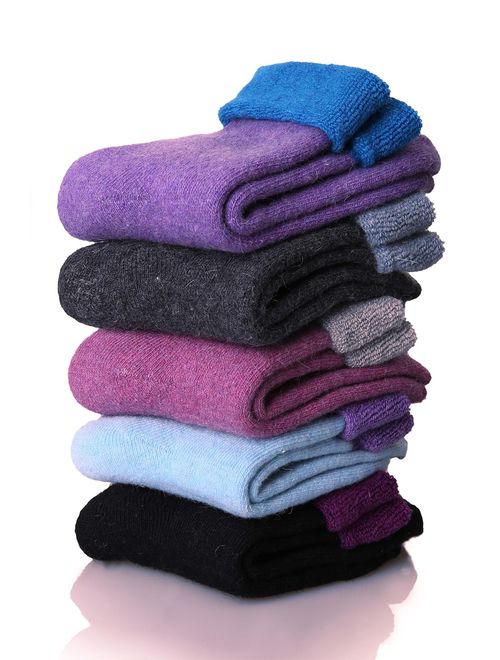 Womens Wool Fuzzy Socks Cabin Thick Heavy Thermal Warm Winter Crew Socks For Cold Weather 5 Pack