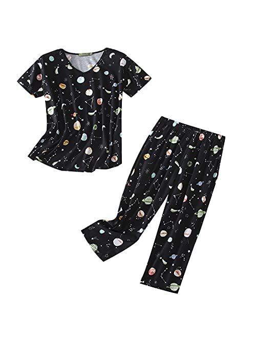 PNAEONG Women Pajama Set Sleepwear Tops with Capri Pants Casual and Fun Prints Pajama Sets