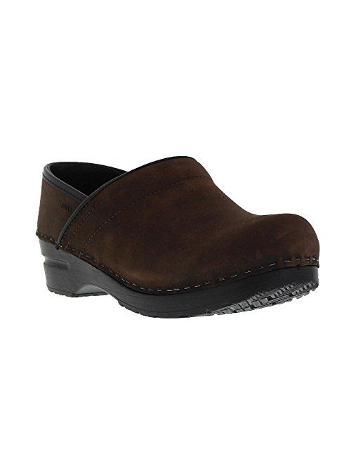 Sanita Women's Professional Oil Closed Leather Clog