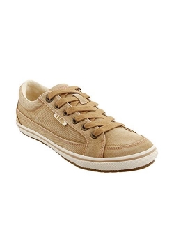 Footwear Women's Moc Star Sneaker