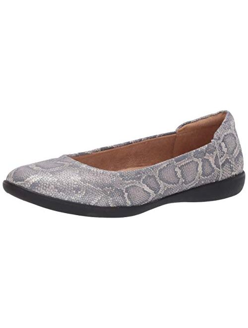 Naturalizer Women's Flexy Ballet Flat