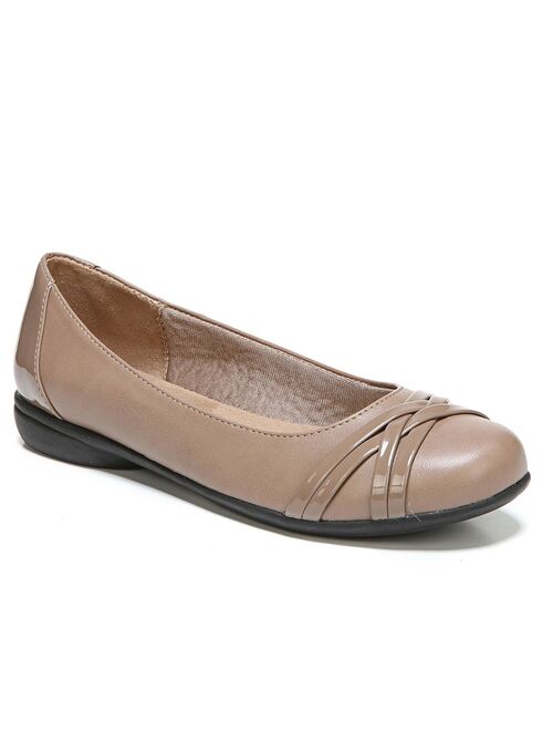 LifeStride Women's Aliza Flat