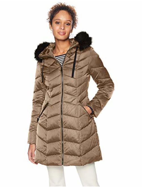 T Tahari Women's Chevron Quilted Puffer Coat