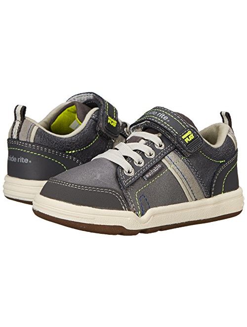 Stride Rite Made 2 Play Kaleb Sneaker (Toddler/Little Kid)