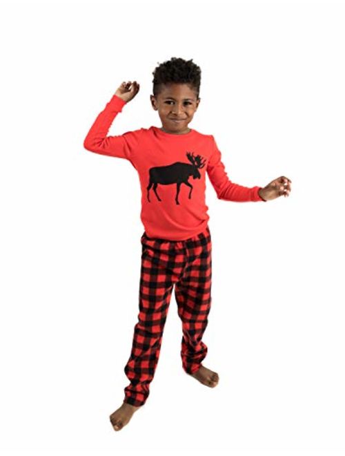 Leveret Kids & Toddler Pajamas Boys 2 Piece Pjs Set Cotton Top & Fleece Pants Sleepwear (2-14 Years)