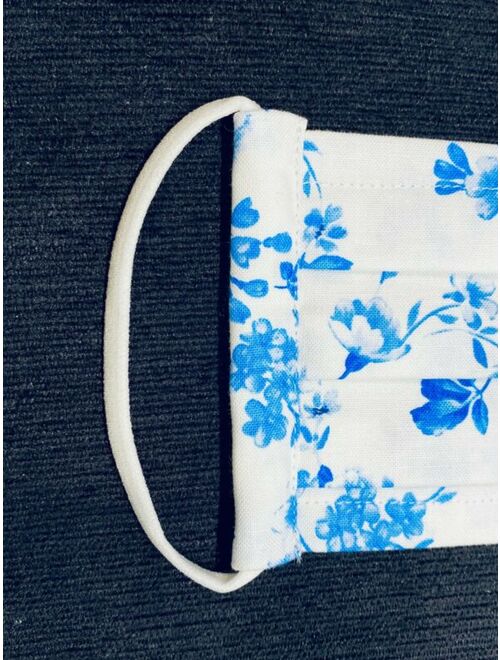 Women's Blue Floral Cotton Face Mask. Washable and reusable.