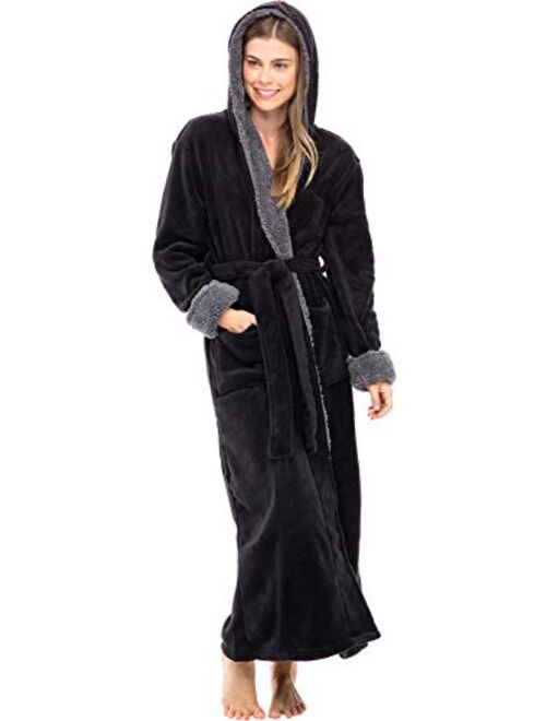 Alexander Del Rossa Women's Warm Fleece Robe with Hood, Long Plush Sherpa Bathrobe