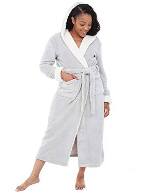 Alexander Del Rossa Women's Warm Fleece Robe with Hood, Long Plush Sherpa Bathrobe