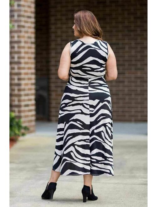 Summer Breeze V-Neck Long Flowy Dress - Animal Print