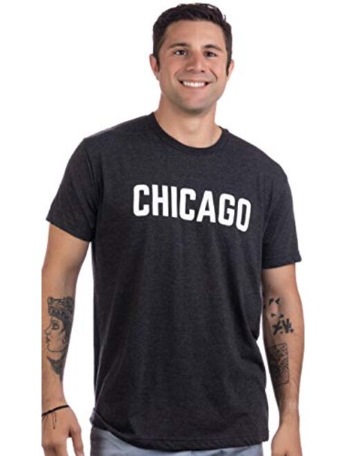 Chicago | Classic Retro City Illinois IL Lake Michigan Midwest Pride Men Women T-Shirt