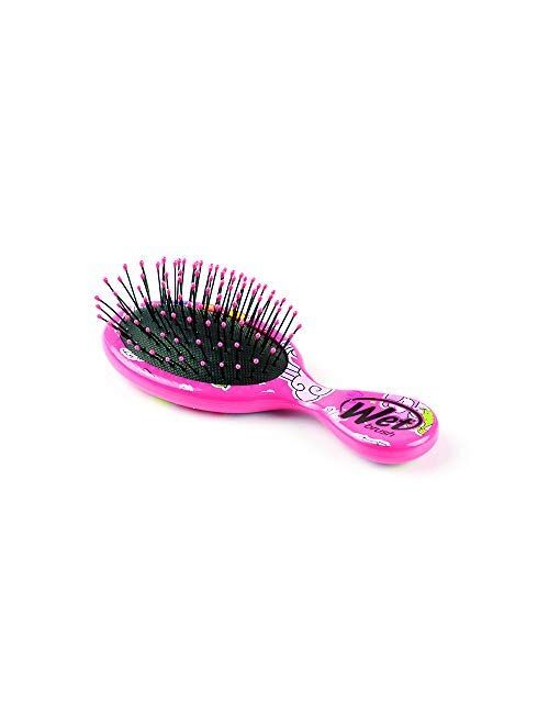 Wet Brush Happy Hair Mini DetanglerDetangling Knots, Snag-Free, Anti-Static Brush, Intelliflex Bristles, No pain, Split-Ends & Hair Breakage, Fantasy Prints