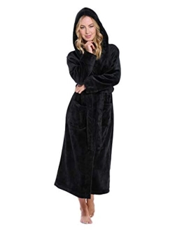 Turquaz Plush Robes For Women, Soft Warm Fleece Bathrobe for Women, Long Comfy Women's Robe