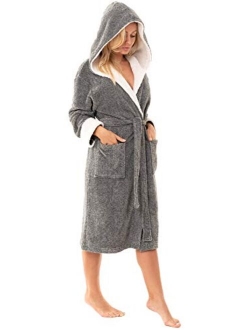 Florentina Women's Soft Fleece Robe