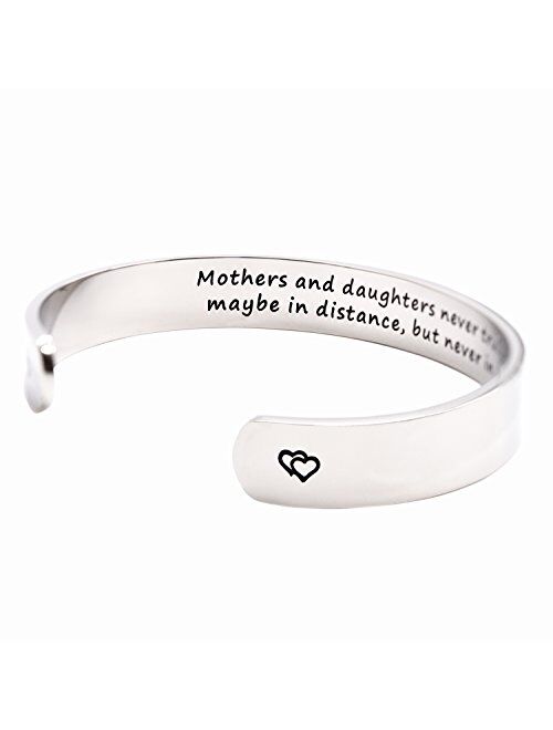 Mothers and Daughters Maybe in Distance But Never Truly Part But Never in Heart Bracelet