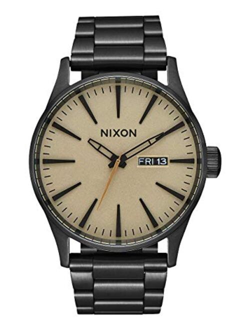 Nixon Sentry SS Stainless Steel Day/Date 42mm WR 100 Meters Mens Watch A356