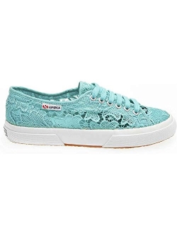 Women's Low-Top Sneakers