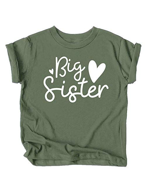 Olive Loves Apple Cursive Big Sister Hearts Sibling Reveal T-Shirt for Baby and Toddler Girls Sibling Outfits