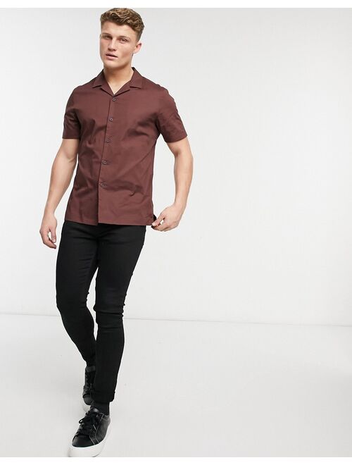 ASOS DESIGN regular short sleeve shirt with camp collar in deep brown