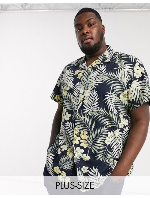 Jack & Jones Originals Plus camp collar Hawaiian print short sleeve shirt in navy