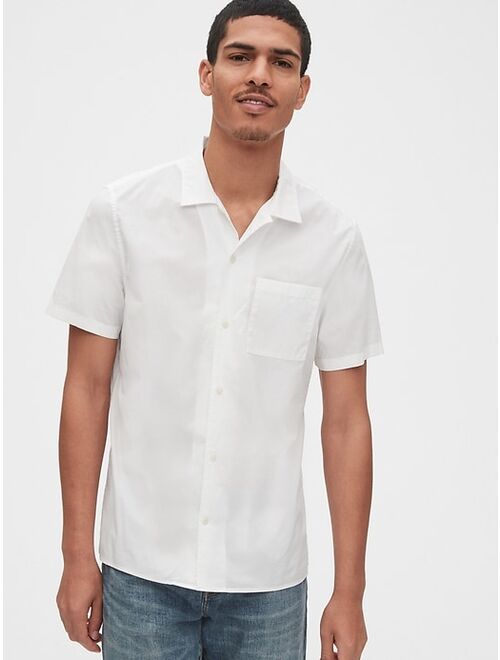 GAP Button-Front Shirt in Poplin