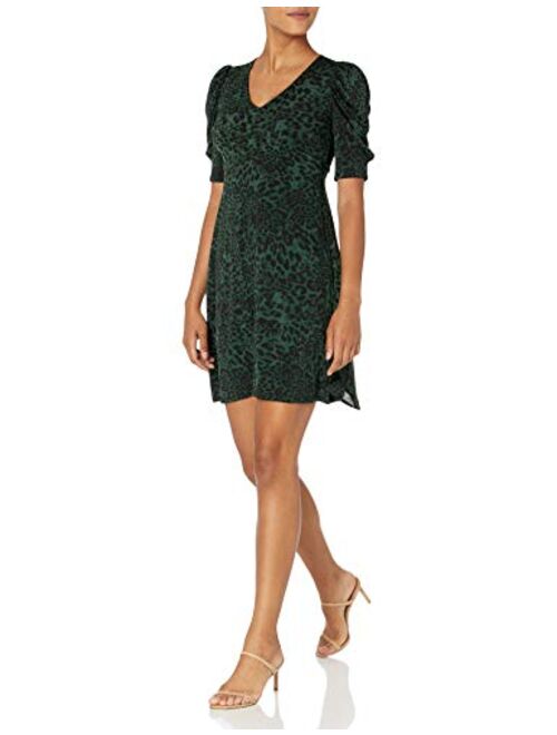 Amazon Brand - Lark & Ro Women's Ruched Sleeve V Neck Knit Dress