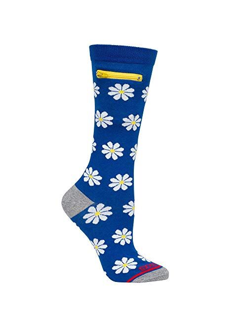 DAISIES ON BLUE - Womens Pocket Socks