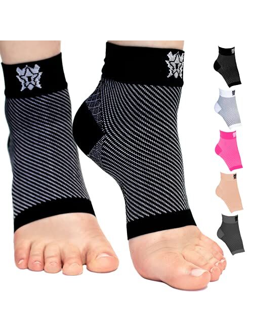 Plantar Fasciitis Socks, Compression Foot Sleeves with Arch Support for Men and Women, Black, Large