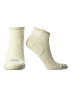 Doctor's Choice Plantar Fasciitis Compression Socks, Arch Support for Men & Women, 10-20 mmHg Compression (White, Medium)