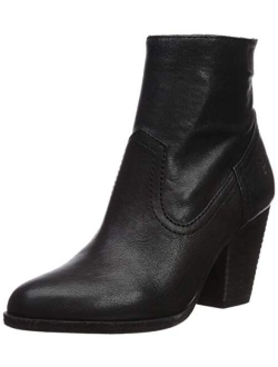 Women's Essa Bootie Fashion Boot