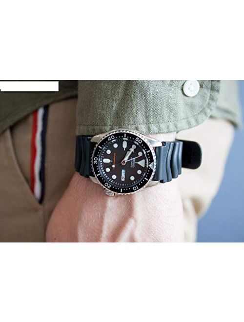 Seiko Black Automatic Dive Watch SKX013K1