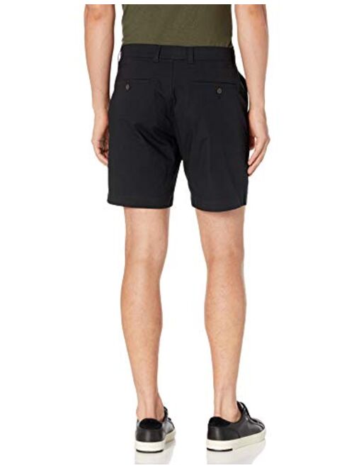 Amazon Essentials Men's Slim-Fit Lightweight Stretch 7" Short