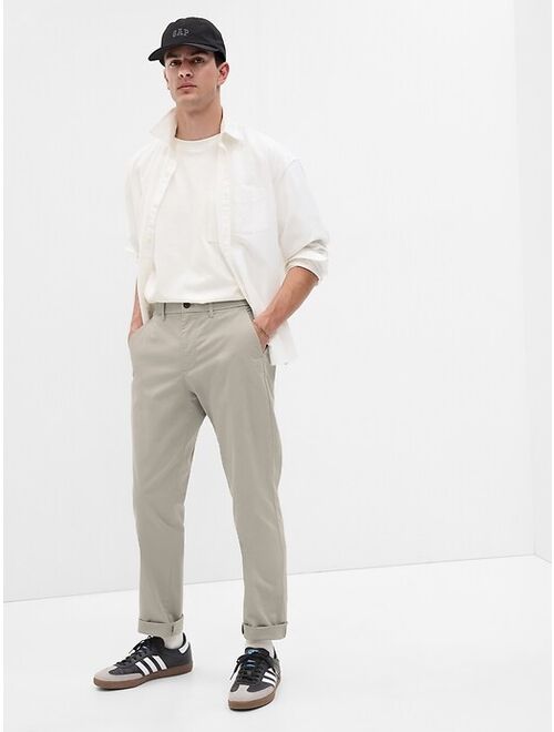 Modern Khakis in Slim Fit with GapFlex